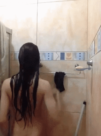(19금) 샤워실 몰카.gif